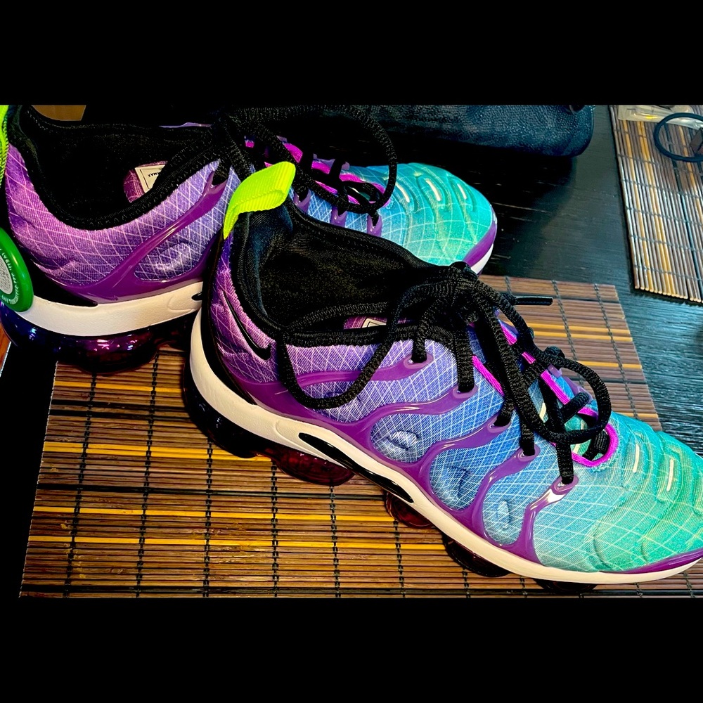 Nike air vapor max size 7 Women’s Brand New